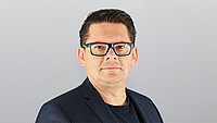 Portraitbild von  Reinhold Rill